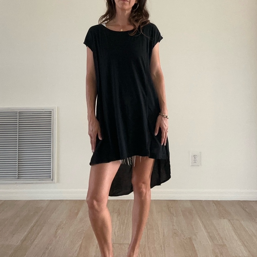 Anthropologie Black Casual Crew Neck Short Sleeve Tunic